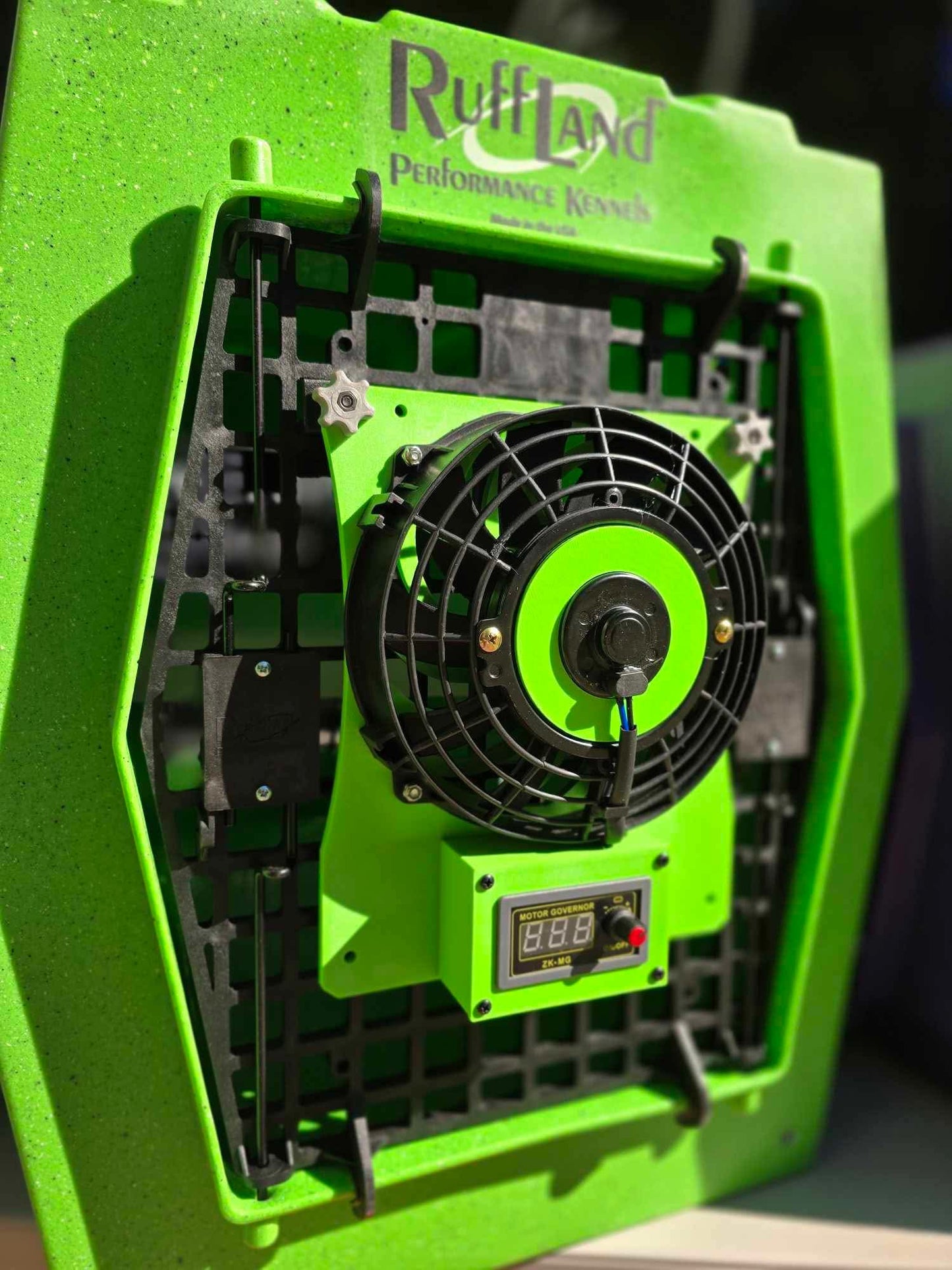 Kspace Dog Kennel Fan V2