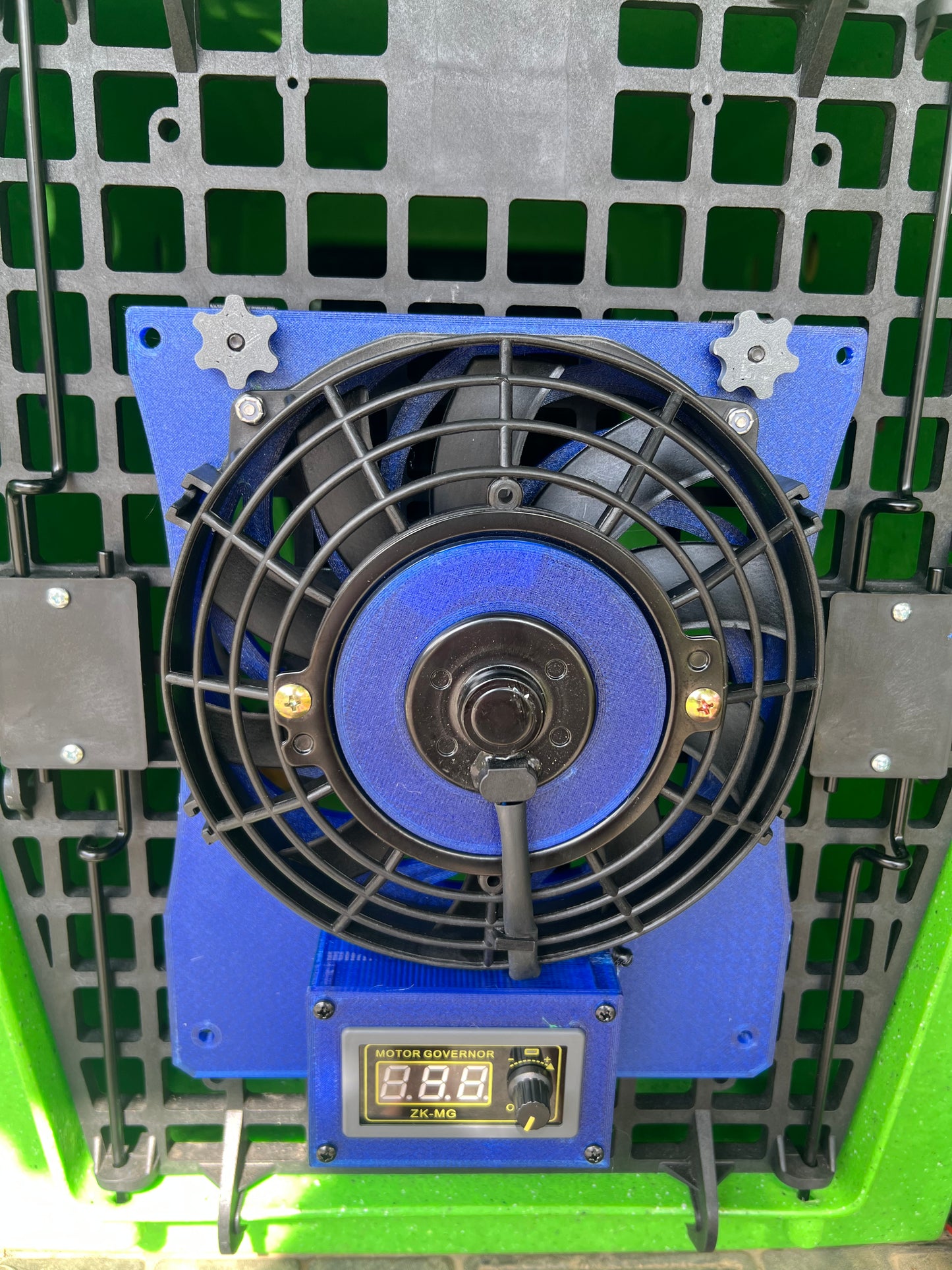 Kspace Dog Kennel Fan V2